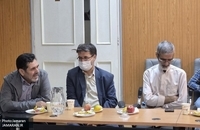 نشست هم‌اندیشی مؤسسه تنظیم و نشر آثار امام خمینی(س) قم با نویسندگان عرصه کودک و نوجوان