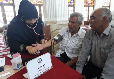 بهره مندی نمازگزاران از میزخدمت دانشگاه علوم پزشکی در ۱۶ شهرستان گیلان