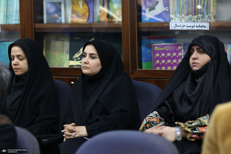 دیدار نوروزی کارکنان موسسه با دکتر علی کمساری