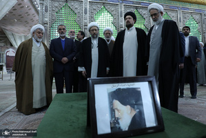 تجدید میثاق رئیس قوه قضائیه و مسئولان عالی قضایی با آرمان‌های امام خمینی(س)