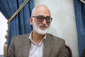 دیدار مدیر و معاونین روزنامه اطلاعات با سید حسن خمینی