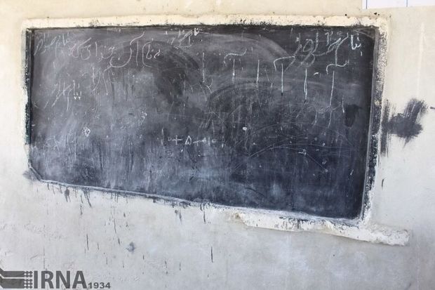 ۳۰ مدرسه خشت‌ و گلی در کرمان برچیده می‌شود