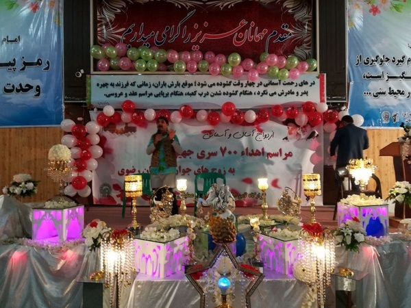 240 سری جهیزیه به زوج‌های جوان در تایباد اهدا شد
