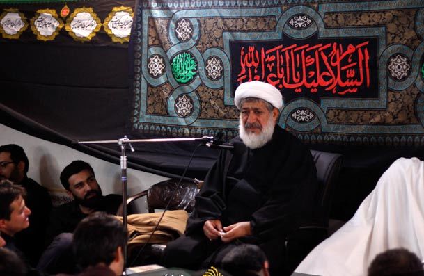 آیت الله امجد: روضه خواندن برای ایجاد احساس، مصداق شرک است/ درس عاشورا این است که حق پرست باشیم نه شخص پرست