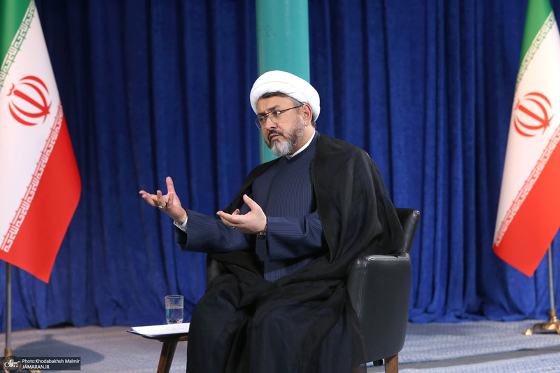 گفتگو با رئیس موسسه تنظیم و نشر آثار امام خمینی (س)  در حسینیه جماران