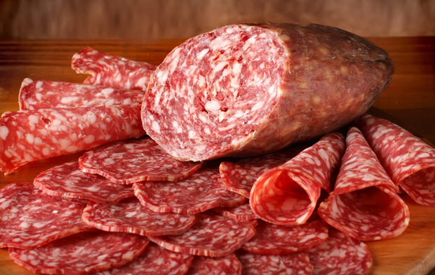 آیا سوسیس و کالباس عامل سرطان است؟