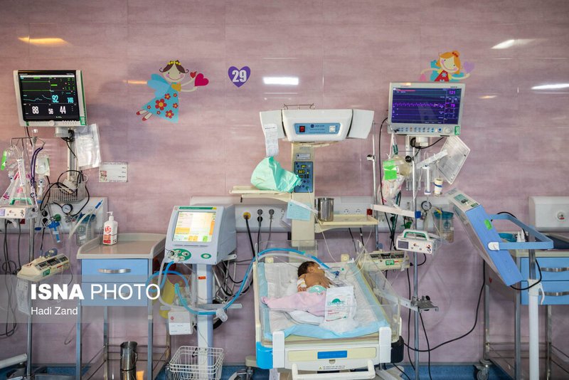 یک روز در بیمارستان کودکان مفید 