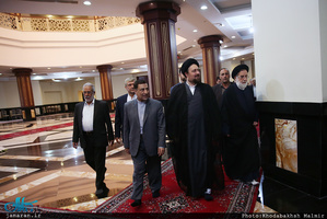 حاشیه های تجدید میثاق رئیس جمهور و هیات دولت با آرمان حضرت امام(س)