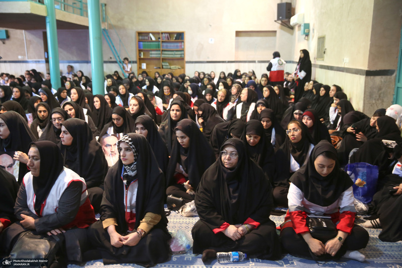 تجدید میثاق جوانان هلال احمر با آرمان‌های امام راحل