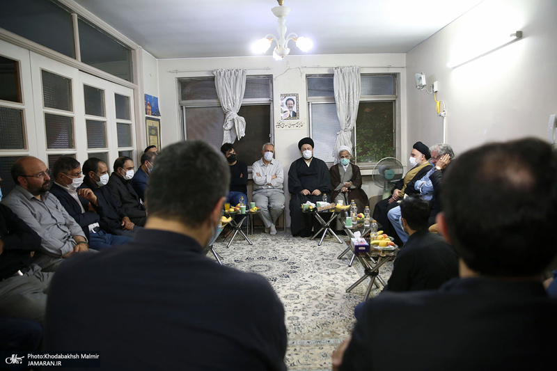 حضور سید حسن خمینی در منزل مرحوم حجت الاسلام و المسلمین دعایی (ره)