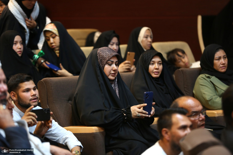 دیدار مسئولین هیت های مذهبی اتباع استان تهران با سید حسن خمینی