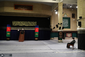 مراسم عزاداری شب عاشورای حسینی (ع) در حسینیه امام خمینی