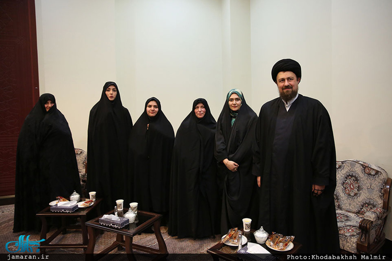 دیدار جمعی از مدیران آموزش و پرورش قائم شهر با سید حسن خمینی 