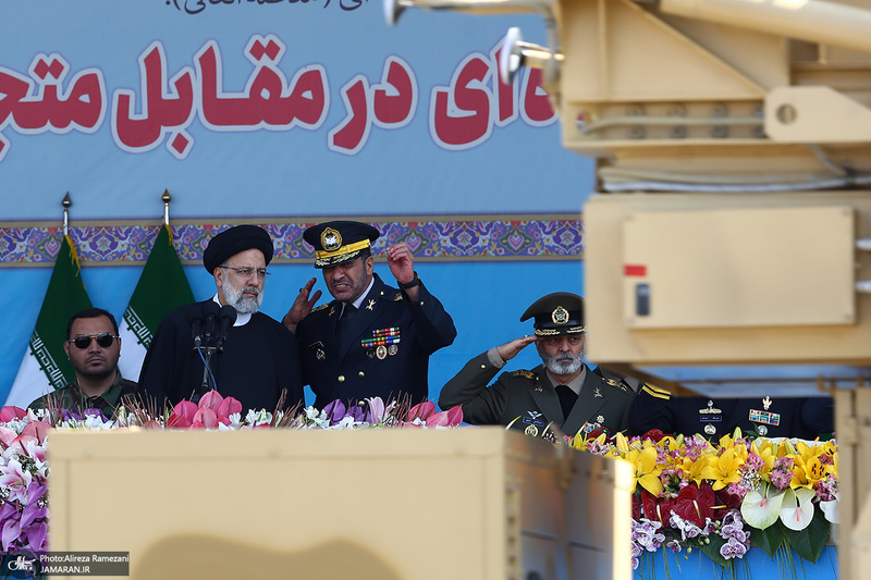 مراسم رژه روز ارتش در جوار حرم مطهر امام خمینی (س) - 2