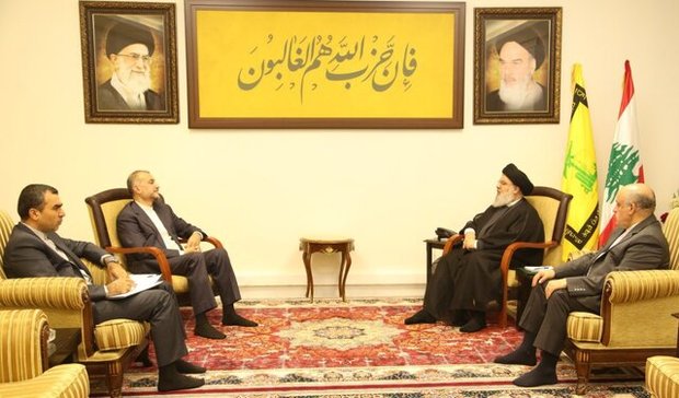 دیدار وزیر خارجه ایران با سید حسن نصرالله در بیروت