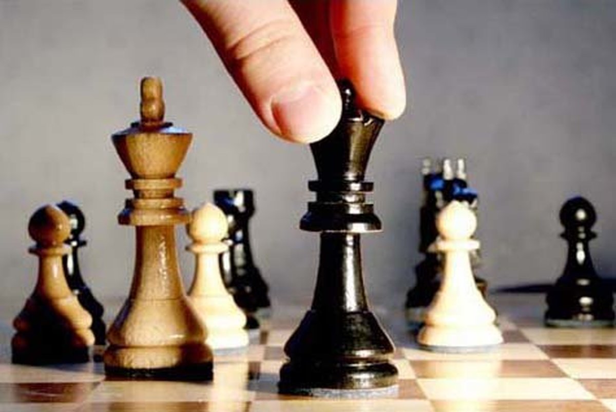 تجلیل از قهرمانان شطرنج در غیاب سجادی
