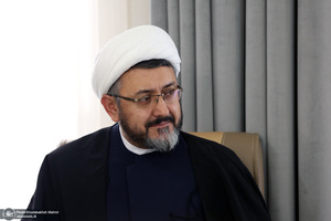 نشست بررسی زمینه‌های حضور فرهنگی و هنری موسسه تنظیم و نشر آثار امام خمینی (س) در عراق
