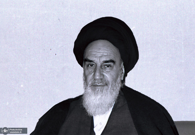 انتشار یک سند تاریخی از امام خمینی (س)/ دستخطی از امام پشت قرآن که در آن نام فرزندانشان را نوشته اند+ تصویر