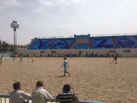 نماینده فوتبال ساحلی ایران در جام باشگاههای جهان، قهرمان کشور را شکست داد