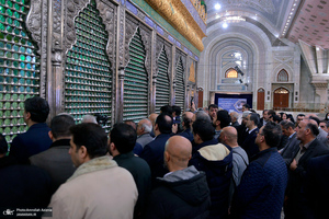 تجدید میثاق وزیر ارتباطات و فناوری اطلاعات و جمعی از معاونین با آرمان های حضرت امام خمینی (س)