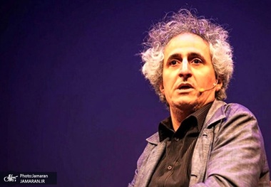 محسن نامجو: هرکس این روزها با دم خویش گردو می‌شکند، نه شرف دارد و نه سیاست