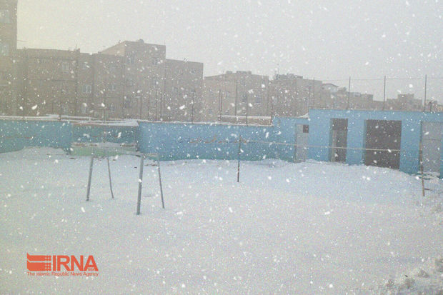 مدارس ابتدایی و پیش دبستانی مارگون بویراحمد به علت بارش برف تعطیل شد