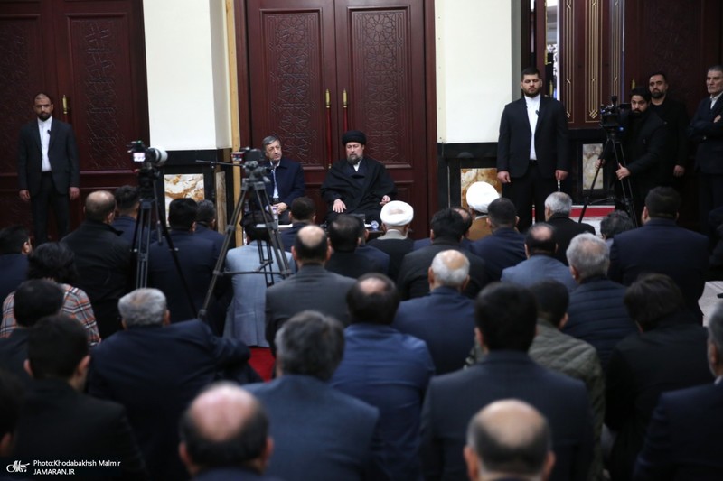 دیدار رئیس، مدیران و کارکنان ستاد اجرایی فرمان امام (ره) با سید حسن خمینی