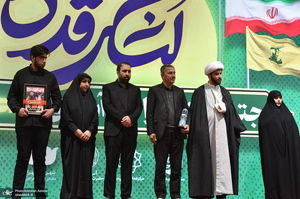 اجتماع باشکوه نوجوانان آرمانی لشکر قدس در حرم مطهر امام خمینی (س)-2