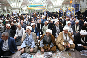 مراسم بیست‌و‌نهمین سالگرد ارتحال حاج سید احمد خمینی و بزرگداشت آیت‌الله بجنوردی در حرم امام