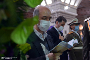 تجدید میثاق وزیر و کارکنان وزارت نیرو با آرمان‌های حضرت امام خمینی(س)