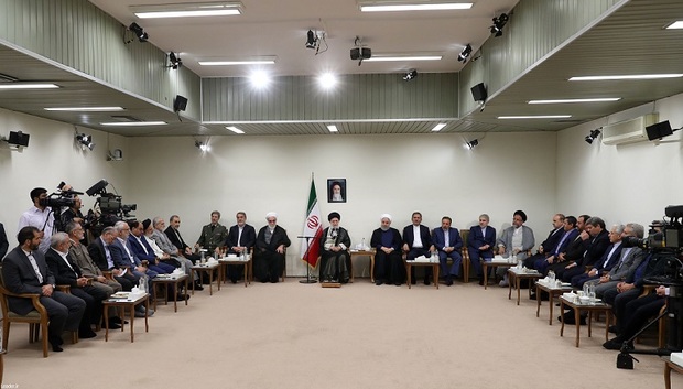 قائد الثورة: لیس بإمکان العدو إرتکاب أی حماقة