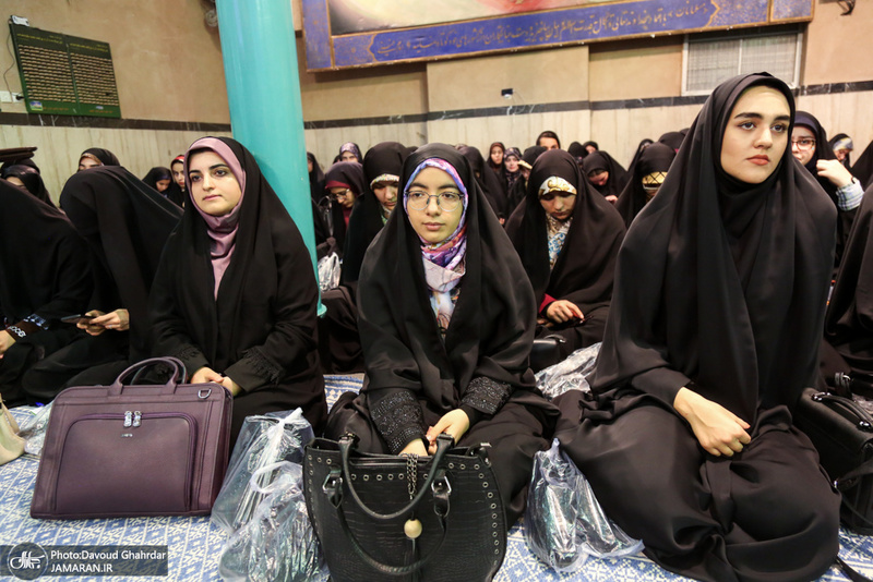 محفل انس با قرآن دانشگاهی در حسینیه جماران