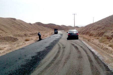 بهره مندی 303 خانوار روستایی در رودبار جنوب از نعمت راه آسفالته