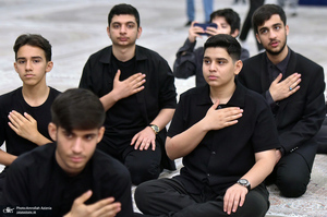 سوگواره احلی من العسل در حرم مطهر امام خمینی (س)