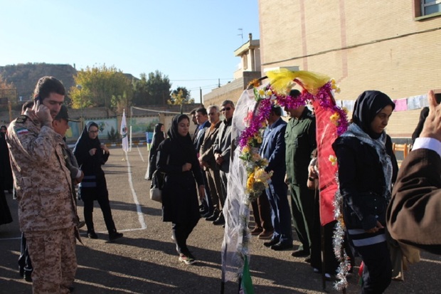 900دانش آموز از مناطق عملیاتی دفاع مقدس شاهین دژ بازدید کردند