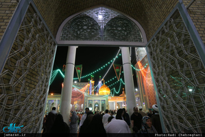 تصاویر زیبایی از حرم مطهر کریمه اهل بیت(س) در شب میلاد حضرت علی(ع)