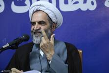 آیت‌الله سروش محلاتی: امام خمینی(س) جمهوری اسلامی را با سرنوشت اسلام ملازم می‌دیدند