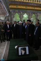 تجدید میثاق رئیس جمهور و هیات دولت با آرمان حضرت امام(س) 