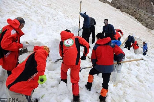 جست و جوی اشیاء جانباختگان سانحه هوایی ادامه دارد