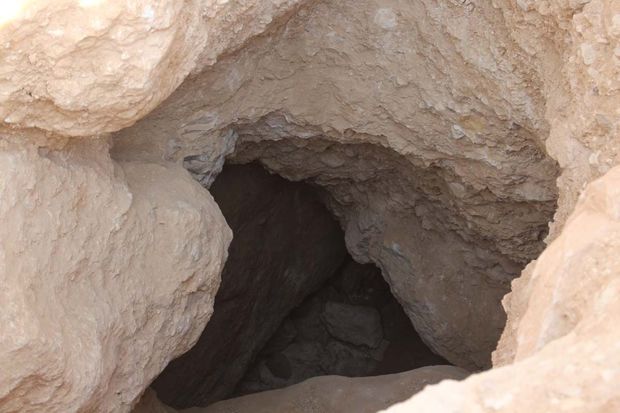 یک مورد حفاری غیرمجاز در خمین کشف شد
