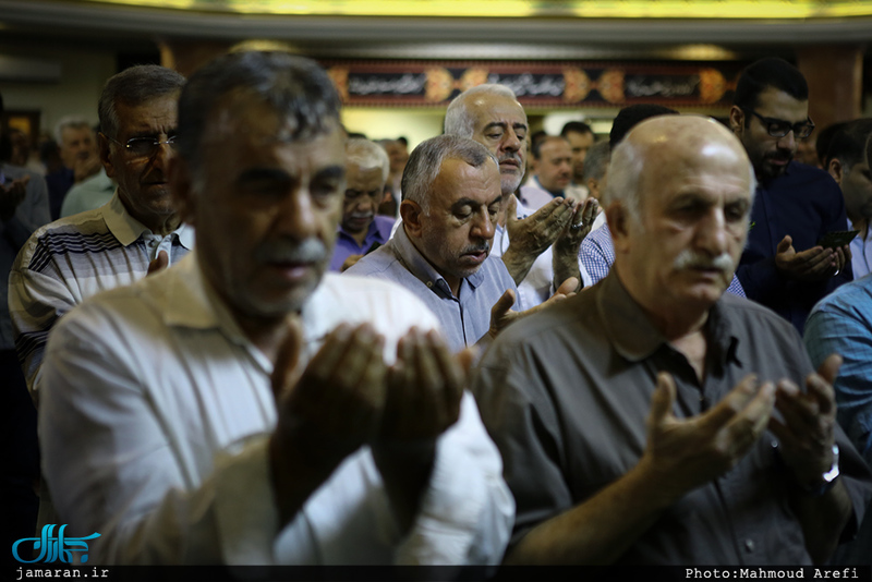 نماز عید فطر در حسینیه شماره 2 جماران