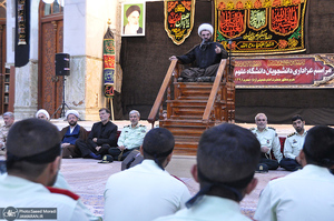 عزاداری دانشجویان دانشگاه علوم انتظامی امین در حرم مطهر امام خمینی(س)