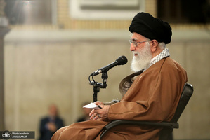 دیدار جمعی از خانواده‌های شهدای دفاع مقدس و مدافع حرم با رهبر معظم انقلاب