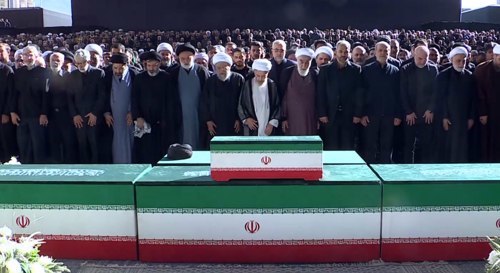  Millions join funeral prayers for martyred Leader at Tehran’s Grand Mosallah