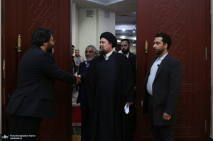 حاشیه های تجدید میثاق رئیس و مسئولان عالی قضایی با آرمان های حضرت امام خمینی (س)