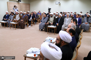 دیدار مسئولان دفتر تبلیغات اسلامی حوزه علمیه قم با رهبر معظم انقلاب اسلامی