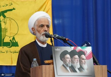 معاون حقوقی رئیس جمهور: امام دو درس بزرگ غدیر و عاشورا، را در انقلاب اسلامی متجلی کردند/ انقلاب، پایگاه منافع آمریکا در منطقه را فرو ریخت/ دولت با مدیریت و برنامه‌ریزی مناسب مانع تحقق سناریوی دشمن شد