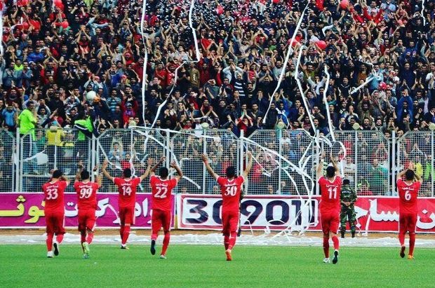 بازیکنان‌ نساجی، پویش ماندن در خانه راه انداختند