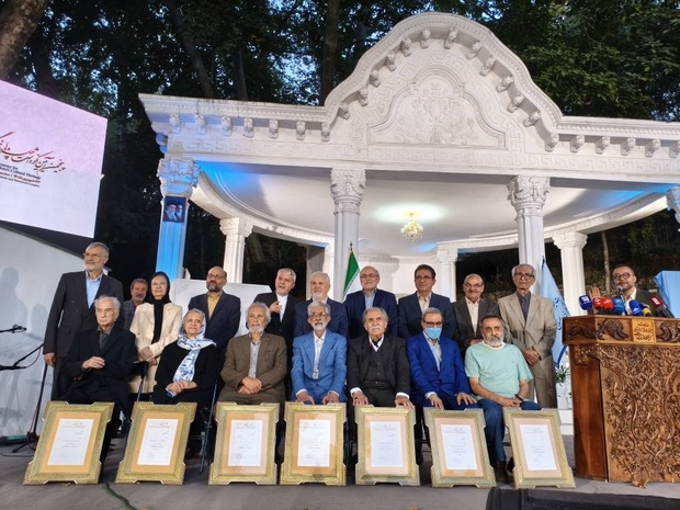 قهرمانان غایب در قاب رسانه ملی/  آسیب‌شناسی یک رویداد ناتمام