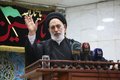 امام جمعه نجف اشرف: خروج نیروهای ائتلاف از عراق را به حصر سلاح گره نزنید